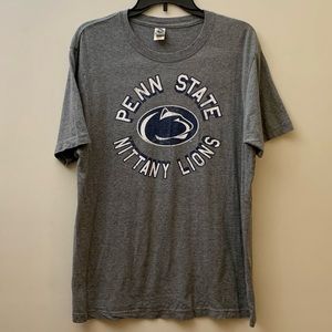 NWOT - New Agenda Men’s Penn State Nittany Lions Distressed Tee - Size L